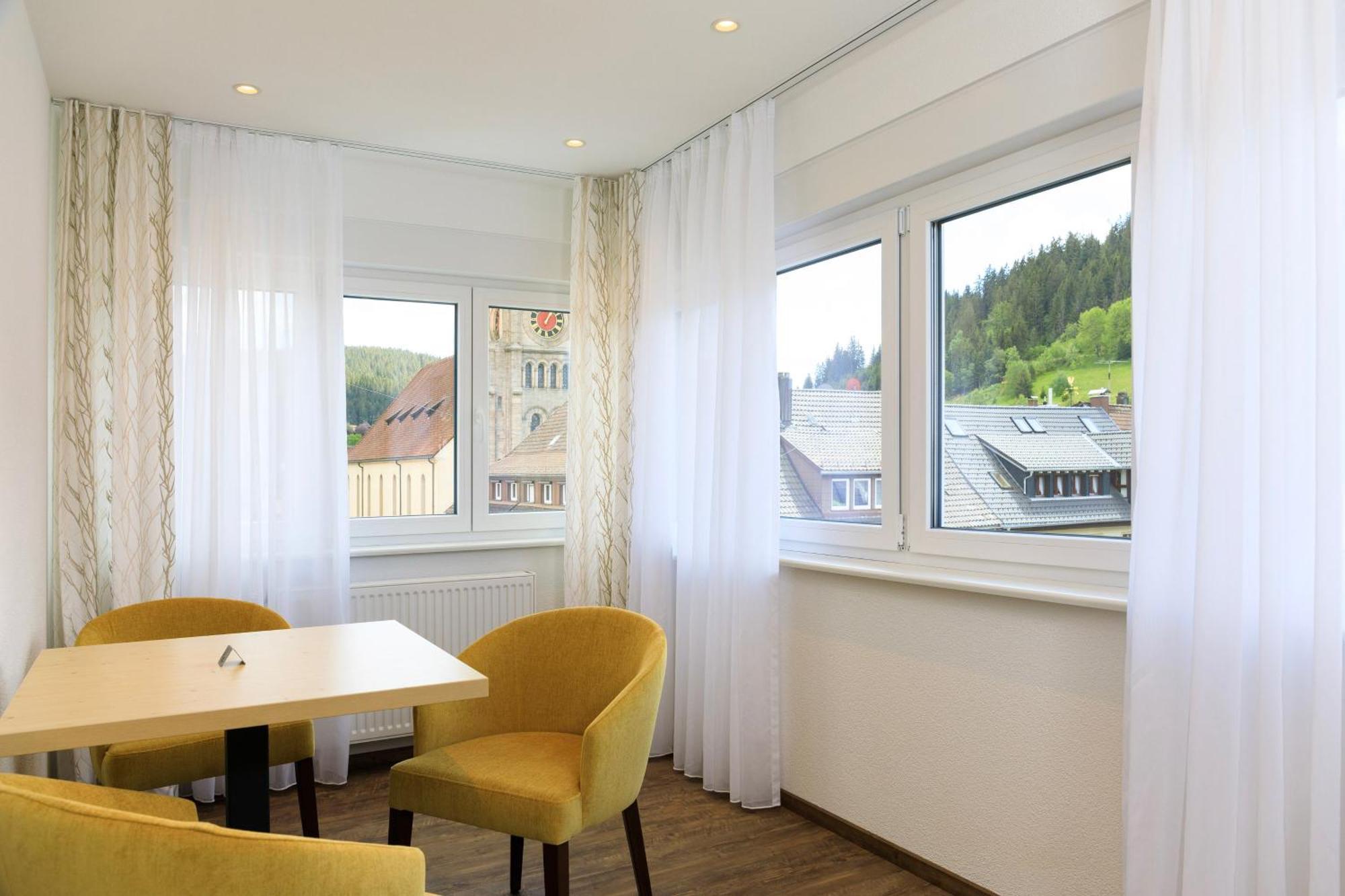 Gasthof Zum Ochsen Vöhrenbach Eksteriør billede
